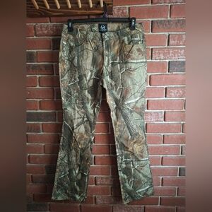 Realtree Camouflage Outdoor Pants